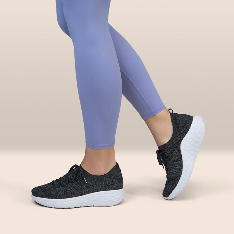 Sadie Arch Support Sneaker - Black