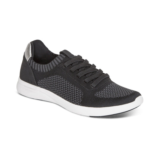 Teagan Arch Support Sneaker - Black