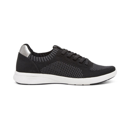 Teagan Arch Support Sneaker - Black