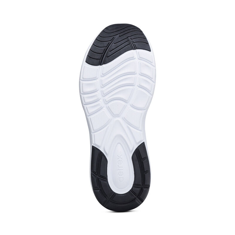 Chase Arch Support Sneaker - Black