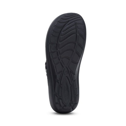 Vicki Braided Thong Sandal - Black Gloss