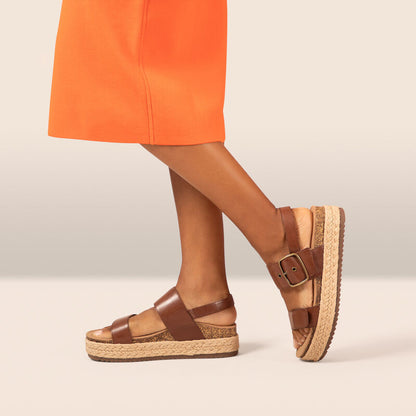 Vania Arch Support Platform Sandal - Walnut