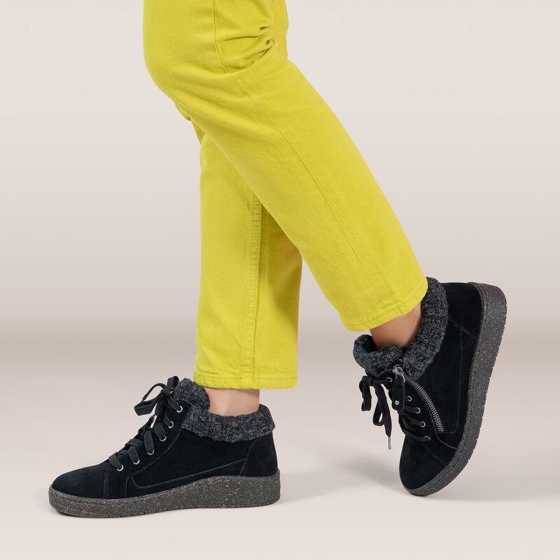 Bonnie Arch Support Sneaker - Black