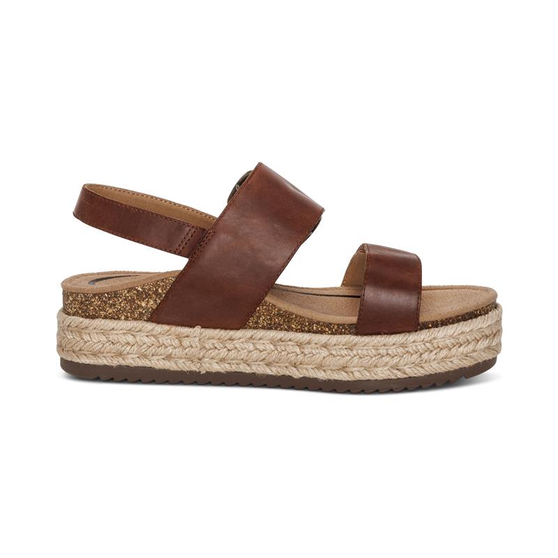 Vania Arch Support Platform Sandal - Walnut