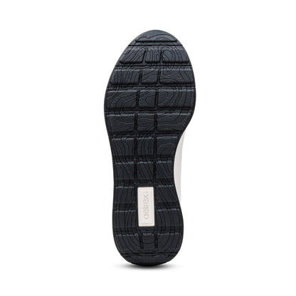 Miles Arch Support Sneaker - Black