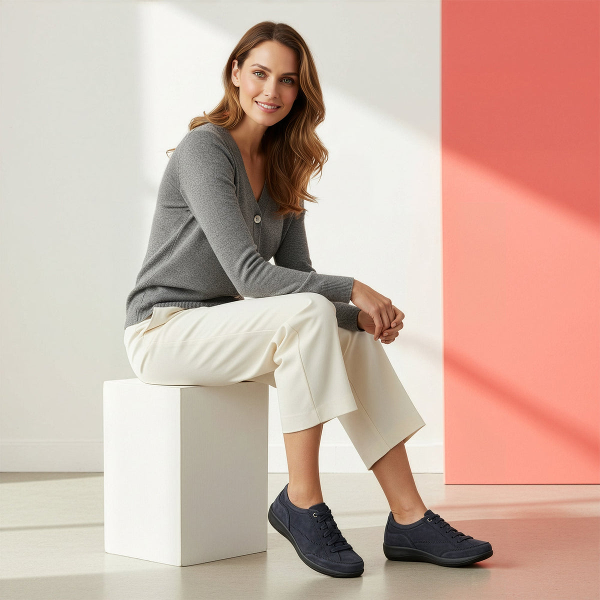 Dahlia Lace-Up Oxford - Navy