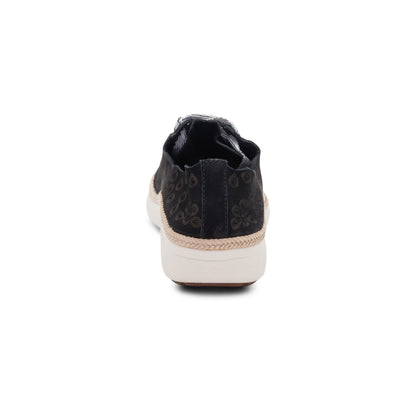 Charlotte Lace-Up Sneaker - Black Nubuck