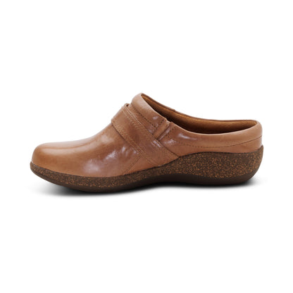 Daphne Slip-On Clog - Tan